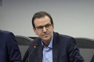 Eduardo Paes ataca Chico Alencar por campanha contra condomínio no Buraco do Lume: 'continuam errando'