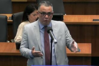 O presidente da Comissão de Tributação da Assembleia Legislativa, Arthur Monteiro, informa, em plenário, ter recebido denúncias sobre a existência de um esquema de corrupção no ICMS de supermercados e bebidas: "modus operandi semelhante ao de São Paulo"