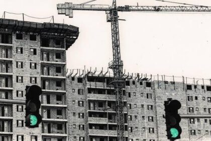 Região Sudeste concentra três dos cinco estados que mais criaram vagas de empregos na construção civil nos primeiros sete meses de 2025.: os dados serão apresentados nesta terça-feira (09), na Federação das Indústrias do Estado de Minas Gerais