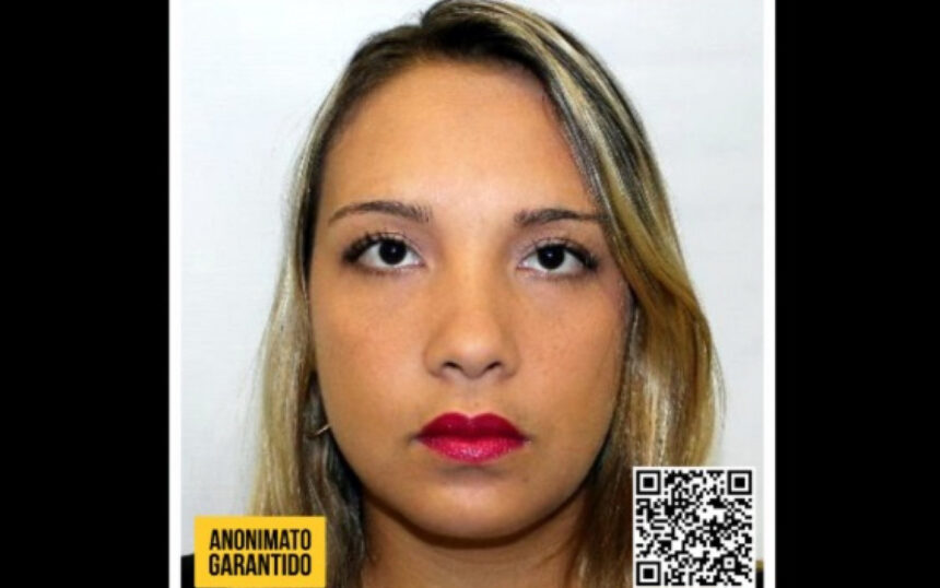 Decon tenta prender a enfermeira Sabrina Rabetin Serri, de 39 anos