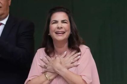 A prefeita de Miracema, Alessandra Freire (REP), e o vice, Maurício Vô (SDD), tiveram os mandatos mantidos após o TRE do Rio anular a cassação por compra de votos.