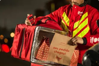 Câmara do Rio aprova projeto que proíbe exigir que entregadores subam até os apartamentos