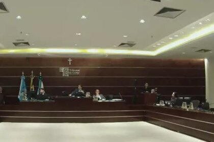 Decisão sobre acordo de R$ 900 milhões entre Cedae e Águas do Rio termina empatada no TCE e resultado ficará para a próxima sessão