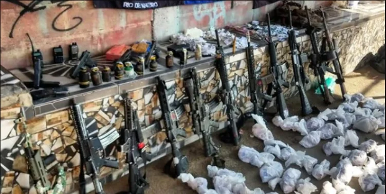 Após megaoperação no Rio, oposição acelera projeto que classifica facções como terroristas