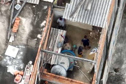 Polícia afirma que Bruno Paixão é o rapaz de camiseta azul e gola branca