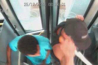 Cadê os direitos humanos? Vídeo mostra passageira negra morta a facada em assalto no BRT