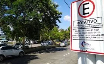 Justiça desmonta 'indústria da multa' em Niterói: moradora tem CNH e licenciamento salvos