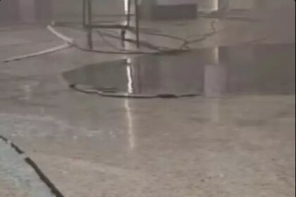 Imagem mostra piso do térreo do Shopping Tijuca deformado após incêndio