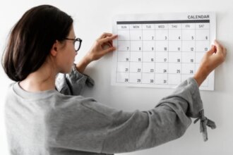 Feriadões vão marcar 2026: Governo anuncia calendário de feriados, repleto de sextas e segundas 'prolongadas'