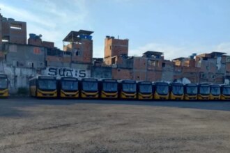 Ônibus voltam a parar no Rio: passageiros viram reféns de jogo de empurra entre Prefeitura e empresas