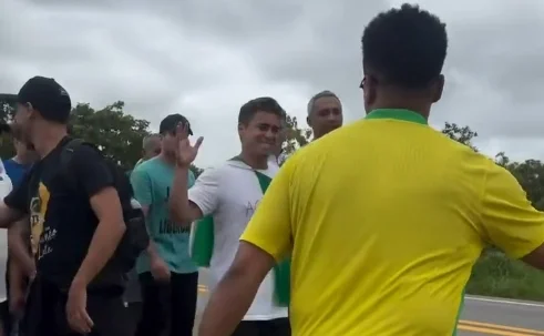 Rafael Satiê integra ato de Nikolas Ferreira e reforça caminhada por justiça e liberdade