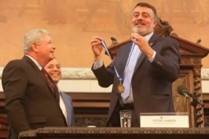 Racha no PDT de Niterói: Vitor Junior e Axel Grael entram em disputa por vaga na Câmara dos Deputados