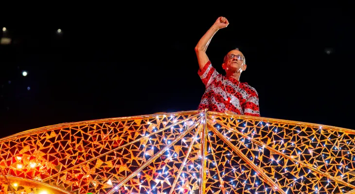 Acadêmicos de Niterói ganha título do carnaval com enredo em homenagem ao Mestre Ciça