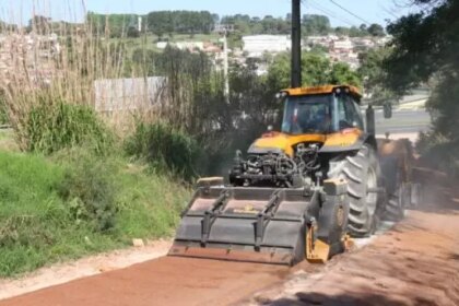 Hipermeabilização do solo em obra para fazer estrada, alvo da licitação anulada pelo TCE