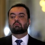 PSD de Paes pede ao STJ o afastamento de Cláudio Castro por atuação na prisão de Salvino Oliveira