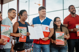 Maricá - entrega de títulos imobiliários