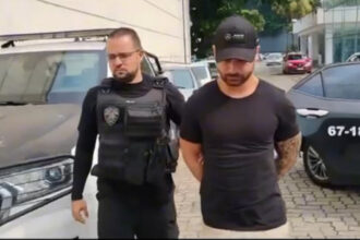 Policiais da Delegacia de Defraudações (DDEF) prenderam um envolvido em Campo Grande
