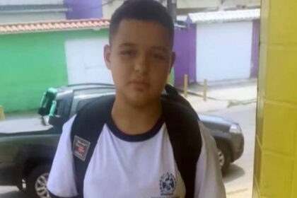 Arthur de Melo segue internado em estado grave