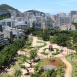 A Praça Nossa Senhora da Paz, em Ipanema, receberá 30 novas árvores e palmeiras, além de brinquedos acessíveis