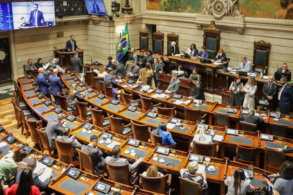 Câmara do Rio encerra último dia de trabalhos do semestre com apenas um projeto aprovado
