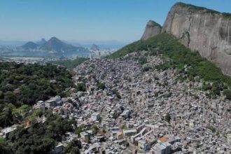 A Favela da Rocinha e o Complexo do Alemão vão receber obras de urbanização orçadas em R$ 560 milhões
