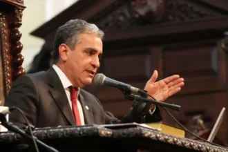 Ex-presidente da Alerj, André Ceciliano