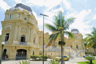 A rotina administrativa do governo do estado seguiu seu fluxo habitual