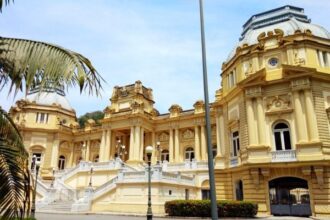 Palácio Guanabara, sede do governo do estado, onde será realizada a cerimônia de adesão ao Propag grandes devedores