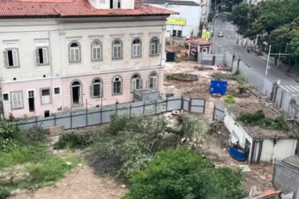 terreno do antigo Colégio Bennett, no Flamengo