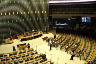 Alguns deputados e vereadores do PSD que disputam uma vaga na Câmara Federal ampliaram o patrimônio declarado