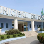 VAR não foi suficiente: após ordem do TCE para anular contrato de mais de R$ 100 milhões, Duque de Caxias renova outro vínculo milionário com a mesma empresa