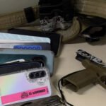 Polícia Civil prende seis suspeitos e apreende pistola e drogas em Duque de Caxias